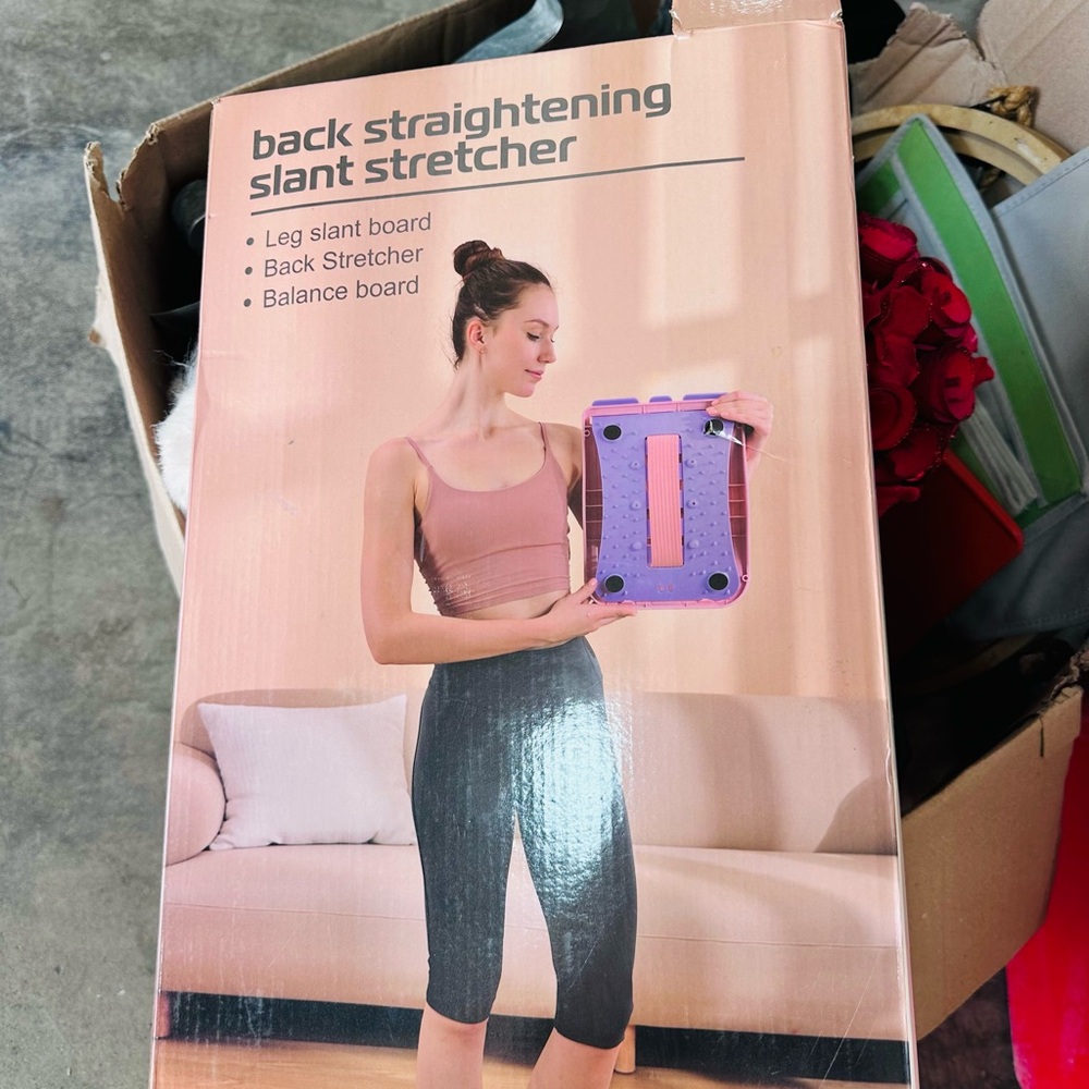 Pink Back Straightening Slant Stretcher